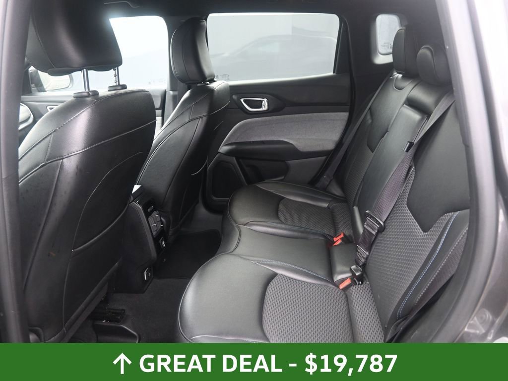 Used 2024 Jeep Compass Latitude image 19