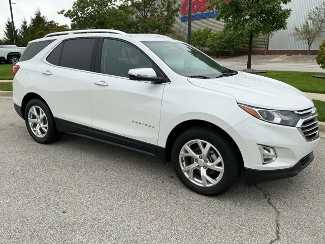 Used 2021 Chevrolet Equinox Premier AWD/4WD image 2