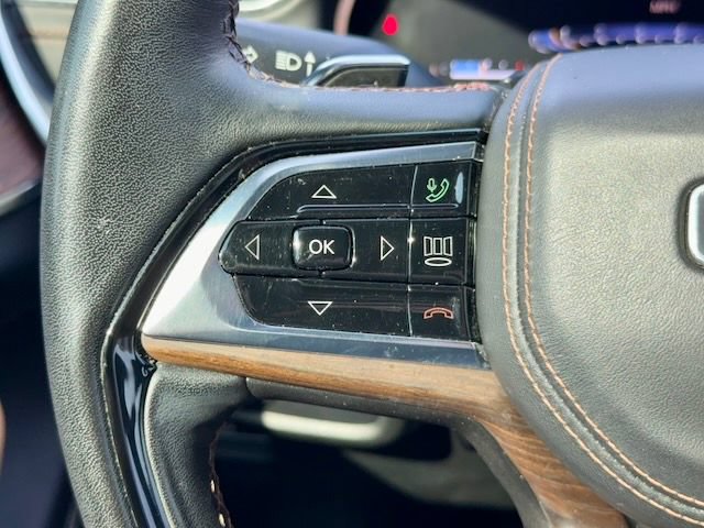 Used 2023 Jeep Grand Cherokee L Summit w/ Luxury Tech Group V AWD/4WD image 17