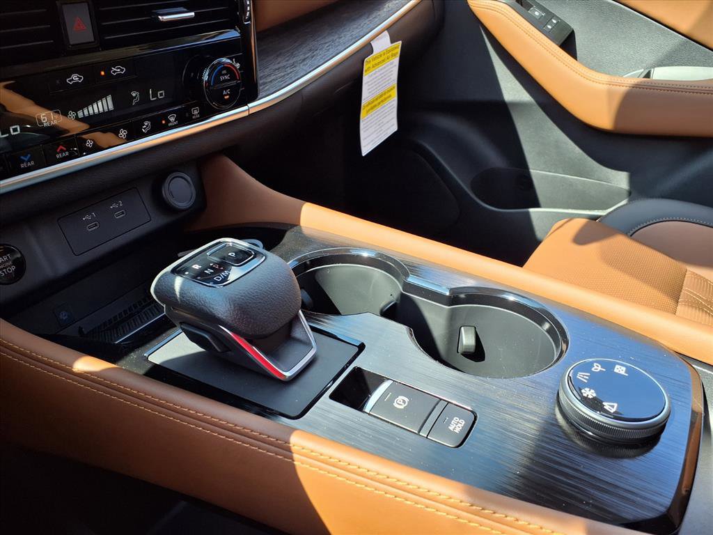 New 2026 Nissan Rogue Platinum image 19