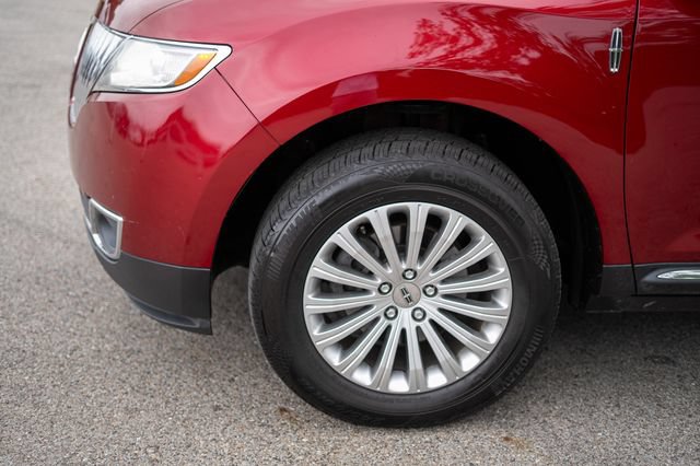 Used 2015 Lincoln MKX FWD image 9