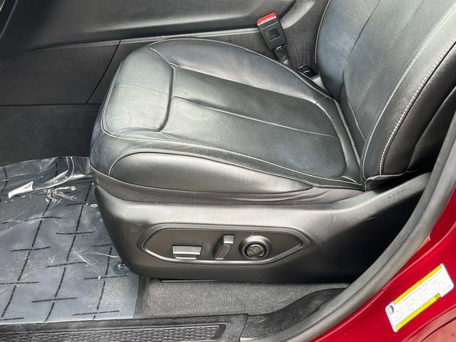 Certified 2023 Jeep Grand Cherokee Limited w/ Luxury Tech Group II image 16