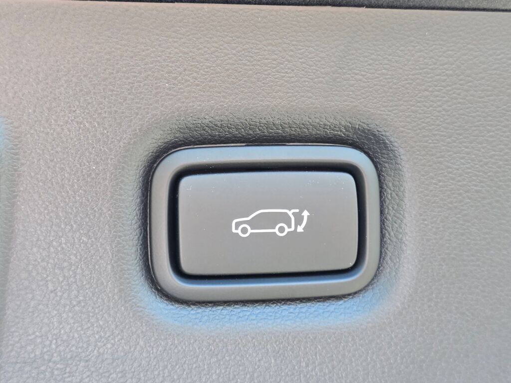 New 2025 Hyundai Ioniq 5 SEL image 15