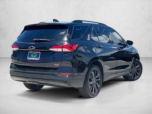 Used 2024 Chevrolet Equinox RS FWD image 2