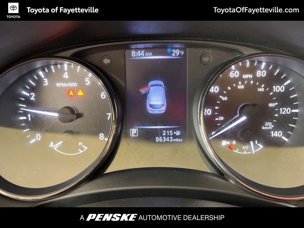 Used 2017 Nissan Rogue Sport SL w/ SL Premium Package image 35