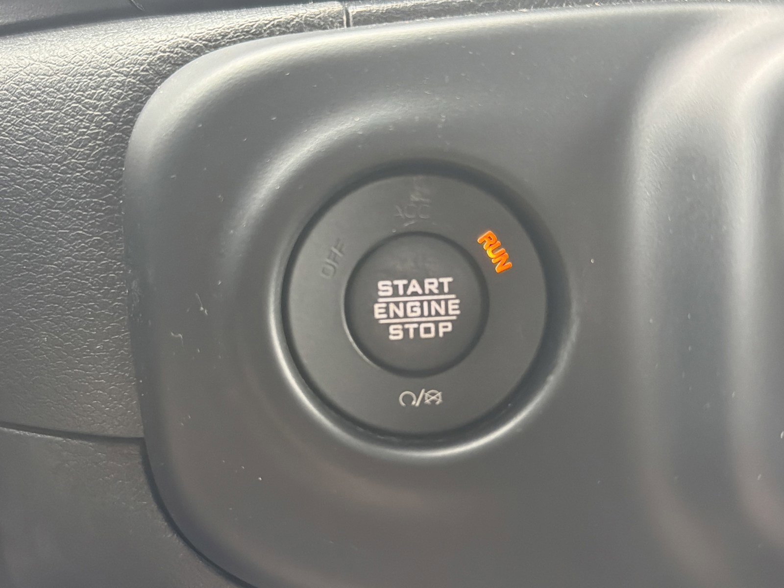 Used 2022 Jeep Wrangler Unlimited Sahara image 26