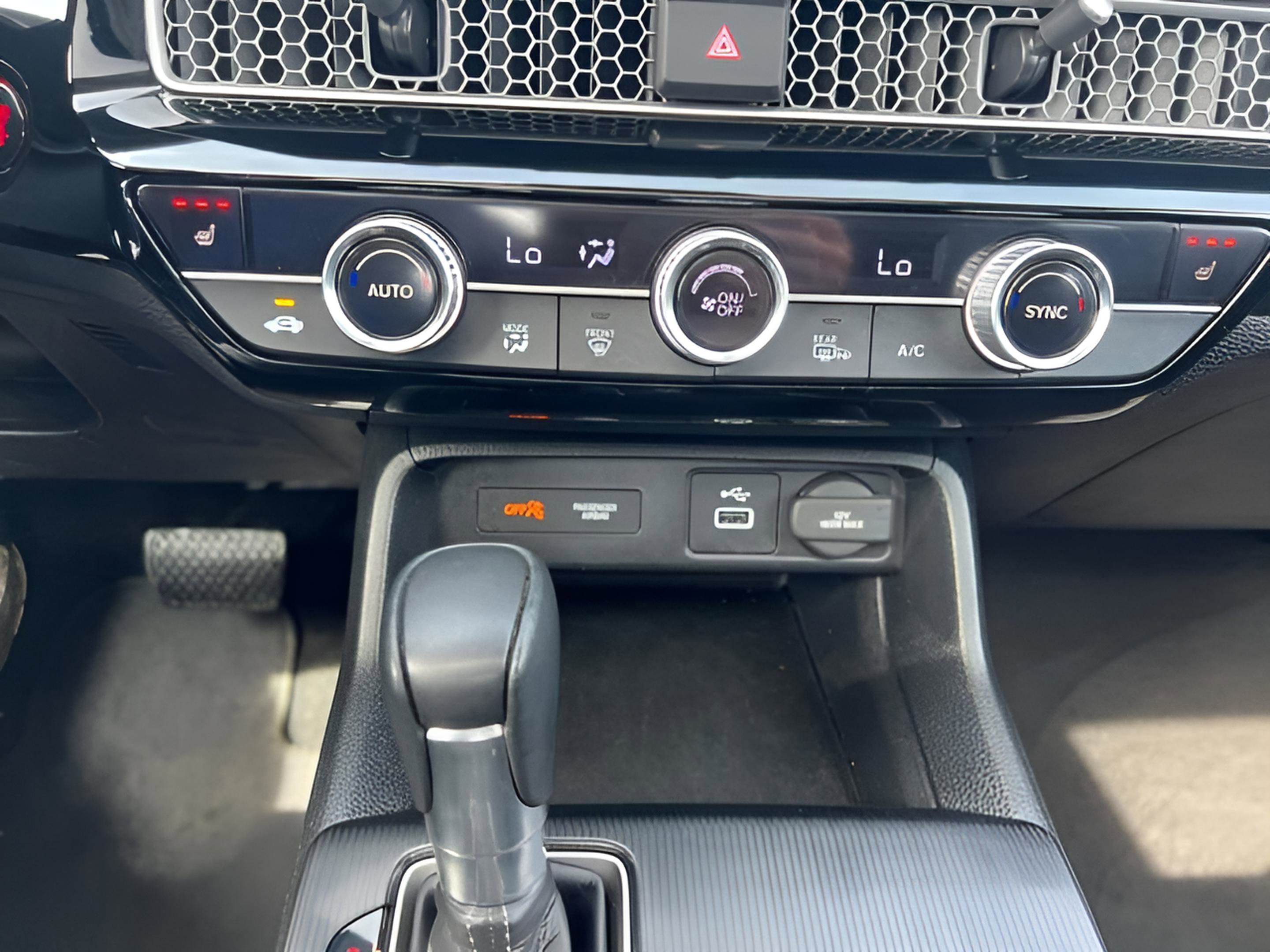 Certified 2023 Honda Civic EX image 17