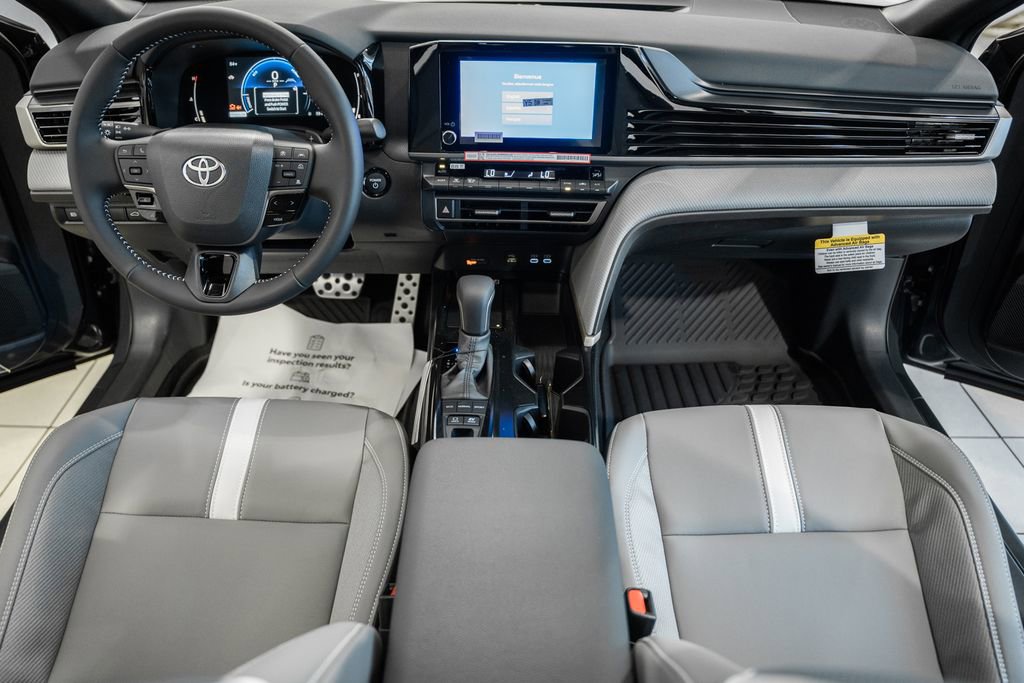 New 2026 Toyota Camry SE FWD image 17