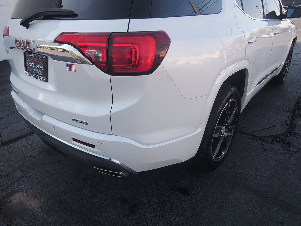 Used 2017 GMC Acadia Denali w/ Technology Package AWD/4WD image 33