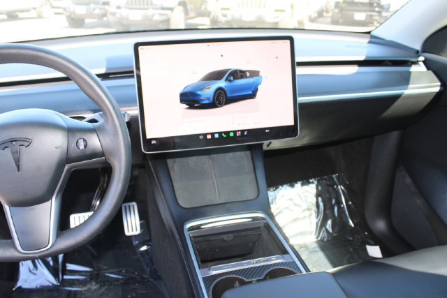Used 2022 Tesla Model Y Performance AWD/4WD image 12