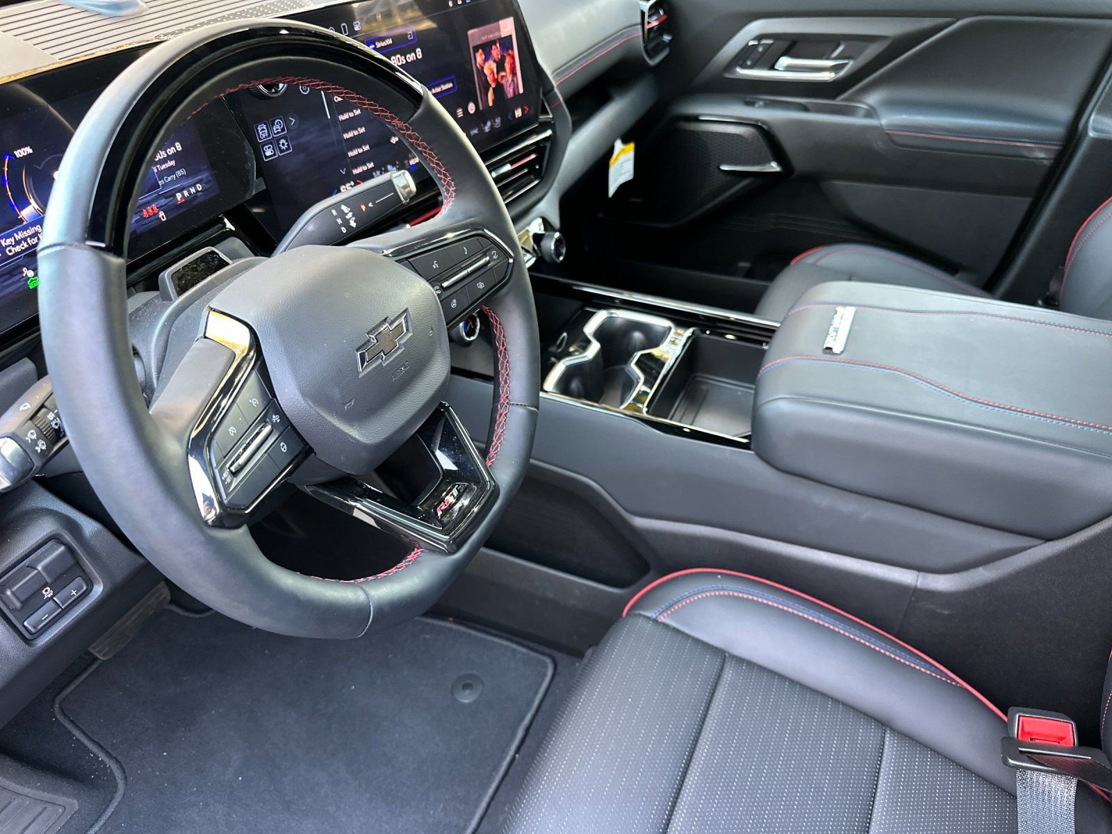 Used 2024 Chevrolet Silverado EV RST image 10