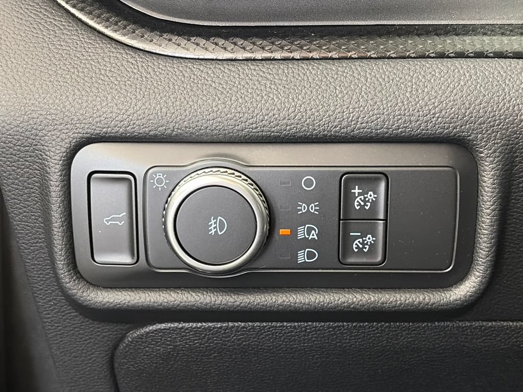 Certified 2020 Ford Explorer ST w/ Premium Technology Package AWD/4WD image 24