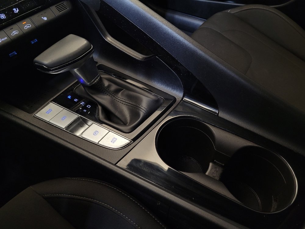 Used 2023 Hyundai Elantra SEL w/ Convenience Package image 26