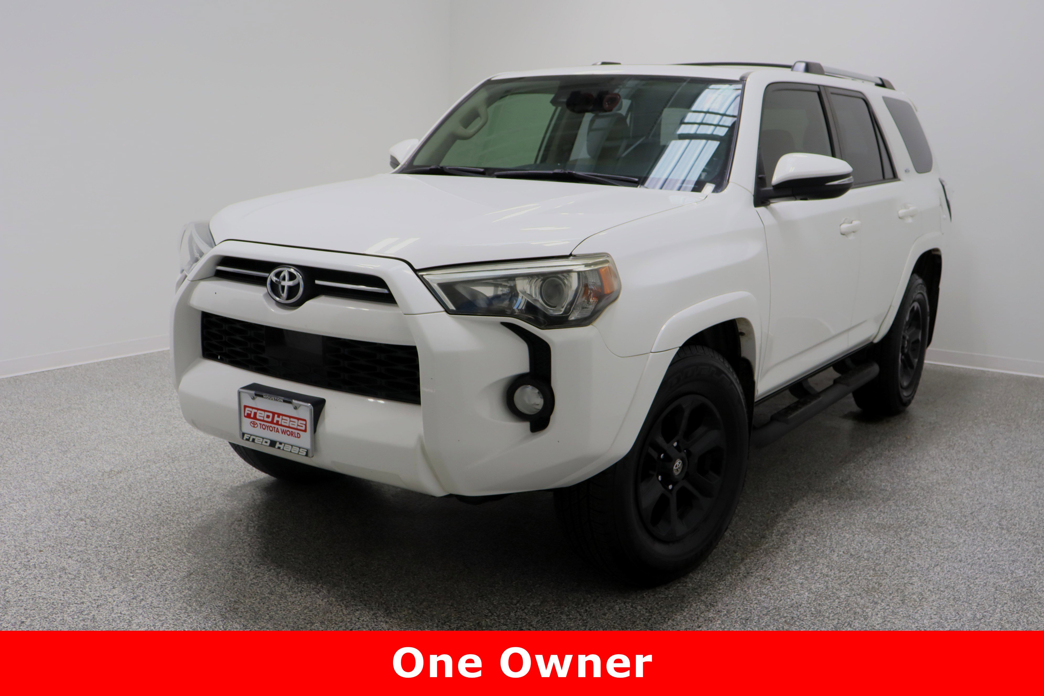 Used 2020 Toyota 4Runner SR5 Premium image 2