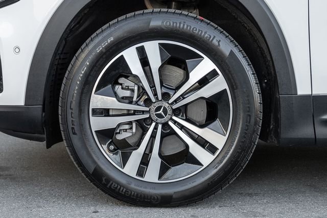 Used 2025 Mercedes-Benz GLB 250 image 14