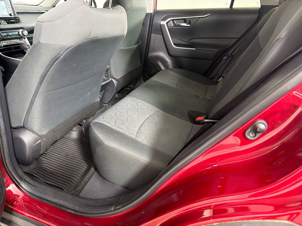 Used 2020 Toyota RAV4 XLE w/ Convenience Package AWD/4WD image 22