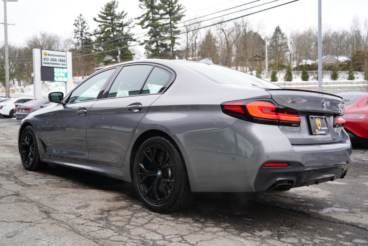 Used 2023 BMW 540i xDrive w/ M Sport Package image 10
