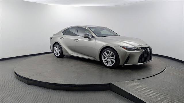 Used 2022 Lexus IS 300 RWD image 11
