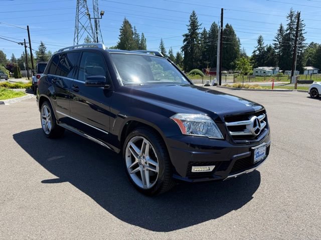 Used 2011 Mercedes-Benz GLK 350 4MATIC image 2