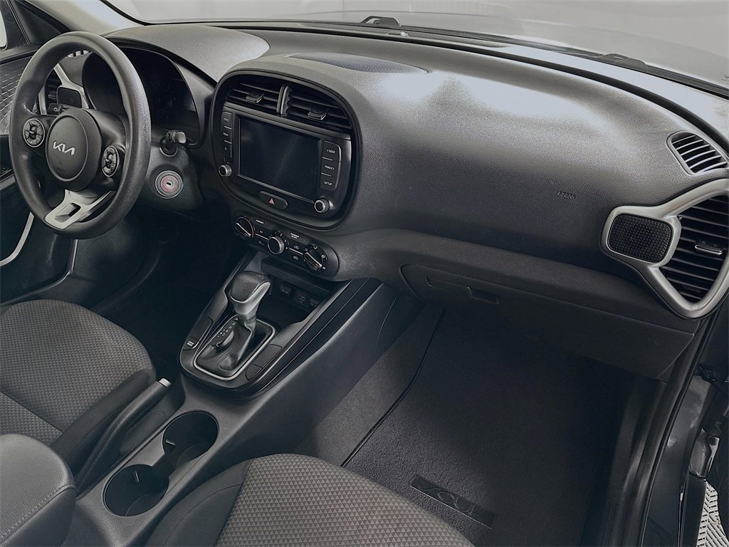 Used 2022 Kia Soul LX w/ Technology Package image 26