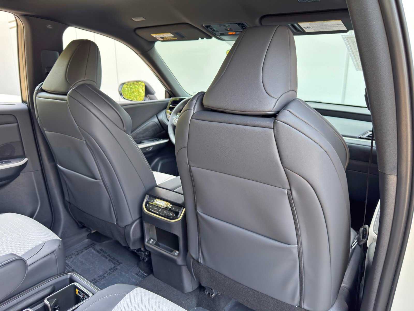 Used 2026 Lexus TX 500h AWD w/ Technology Package image 36