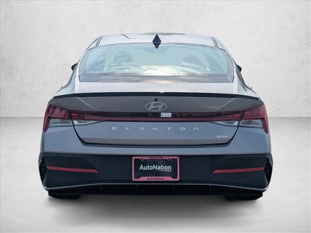 Certified 2025 Hyundai Elantra SEL image 10