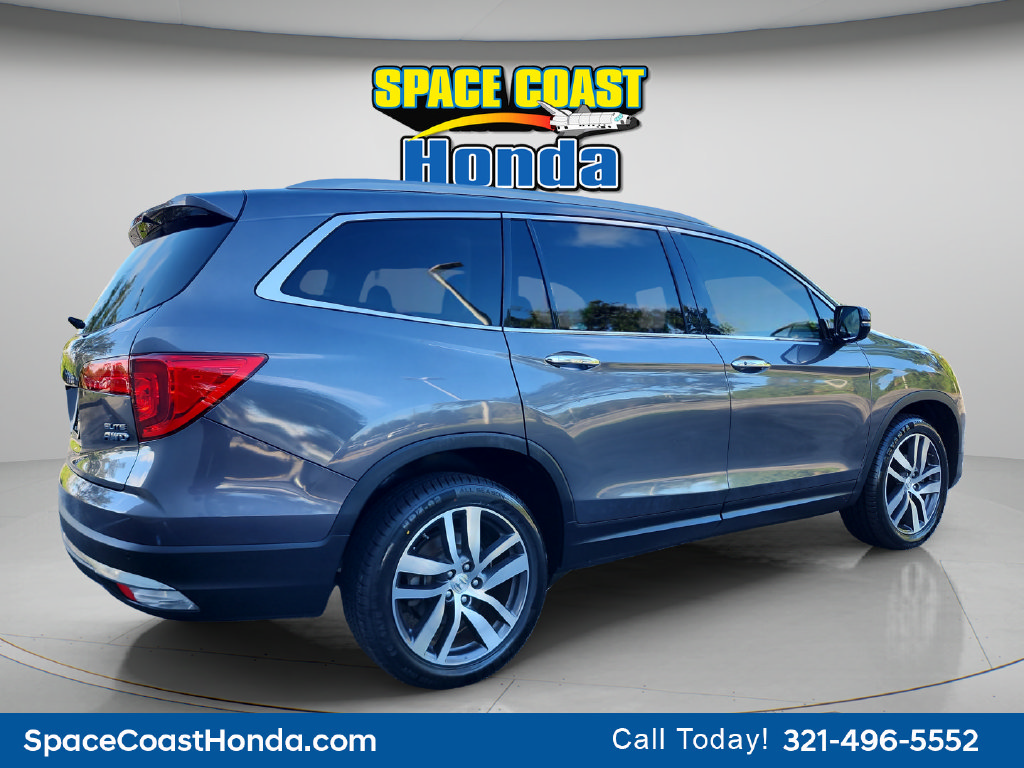 Used 2017 Honda Pilot Elite image 3