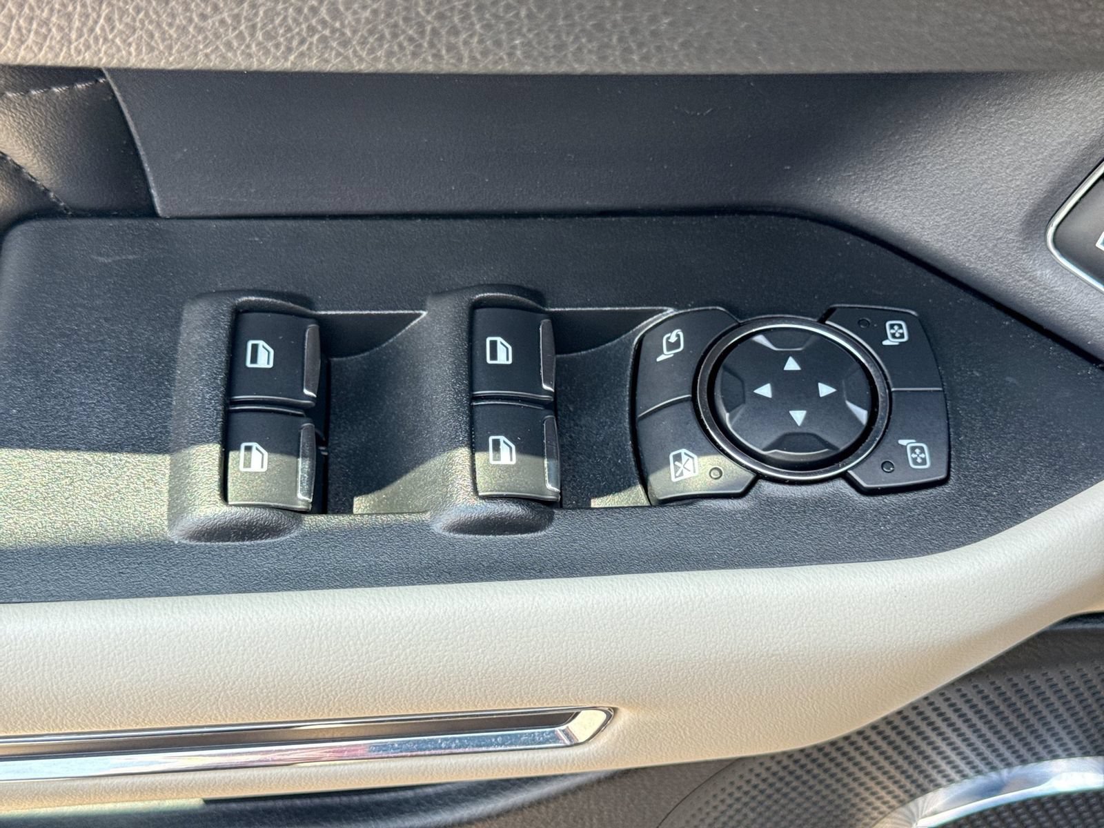 Used 2019 Ford Expedition Platinum AWD/4WD image 19