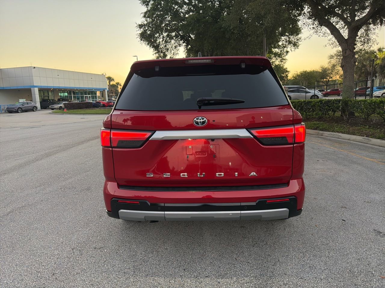 Used 2024 Toyota Sequoia Capstone image 4