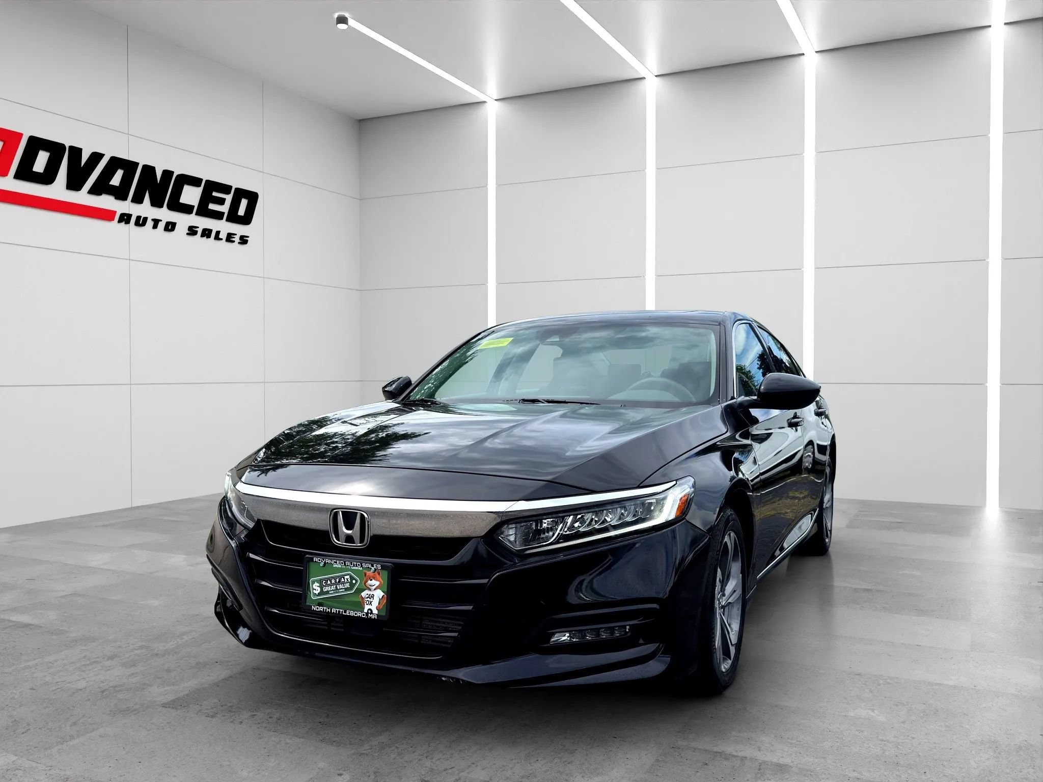 Used 2018 Honda Accord EX image 4