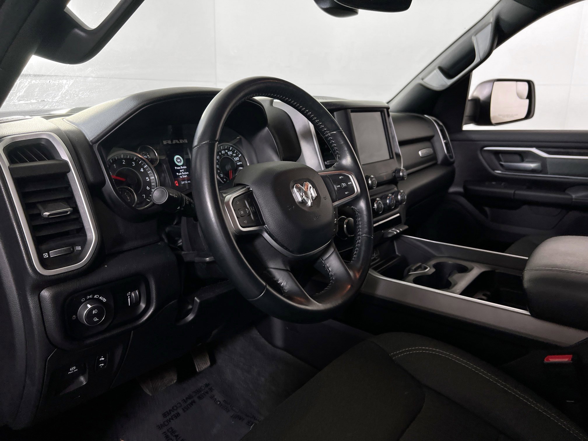 Used 2022 RAM 1500 Big Horn image 9
