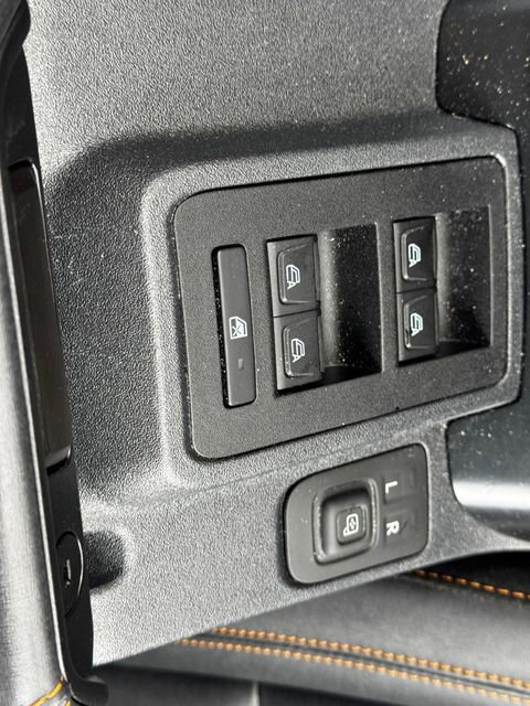 Used 2024 Ford Bronco Badlands w/ Sasquatch Package image 34