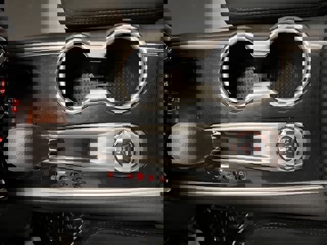 Used 2020 Nissan Pathfinder S image 30