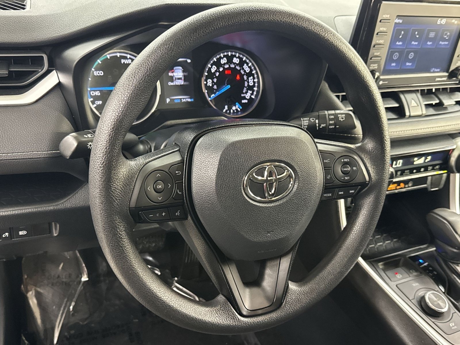 Used 2020 Toyota RAV4 XLE w/ Carpet Mat Package AWD/4WD image 28