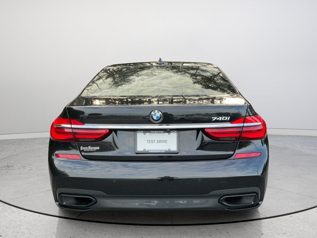 Used 2018 BMW 740i RWD image 8