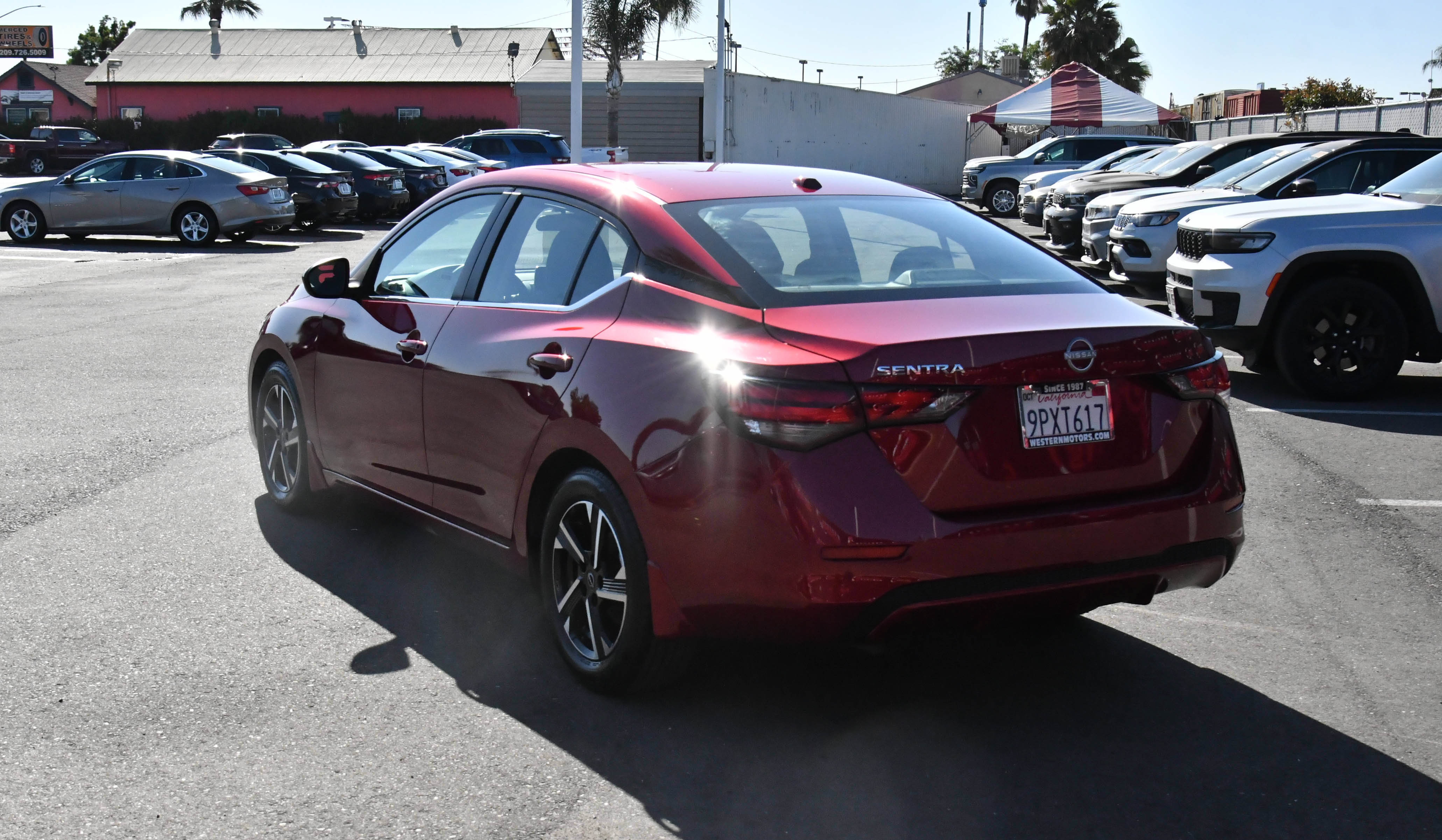 Used 2025 Nissan Sentra SV FWD image 6