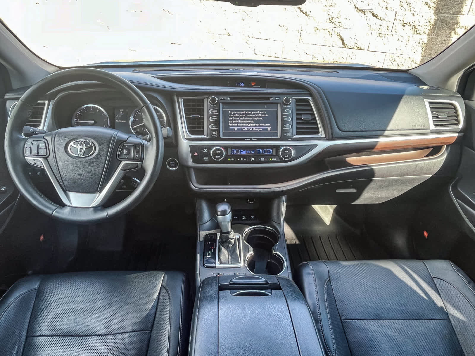 Used 2014 Toyota Highlander Limited Platinum image 11