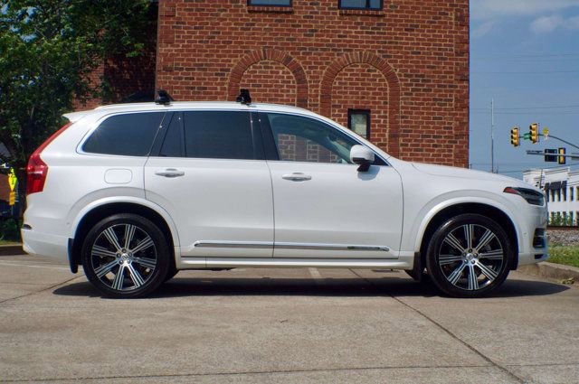 Used 2023 Volvo XC90 T8 Ultimate AWD/4WD image 4