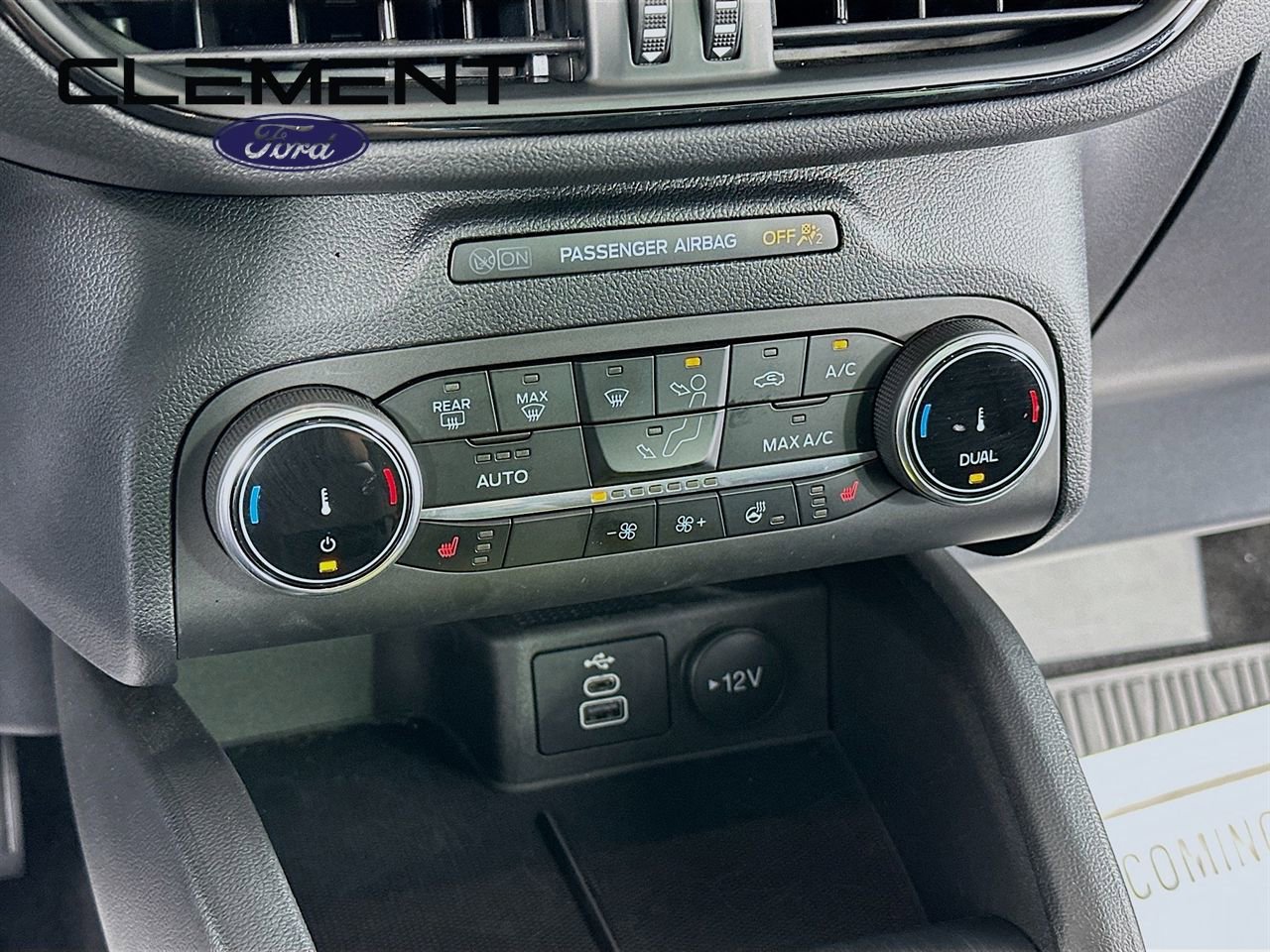 New 2025 Ford Escape ST-Line w/ Cold Weather Package AWD/4WD image 20