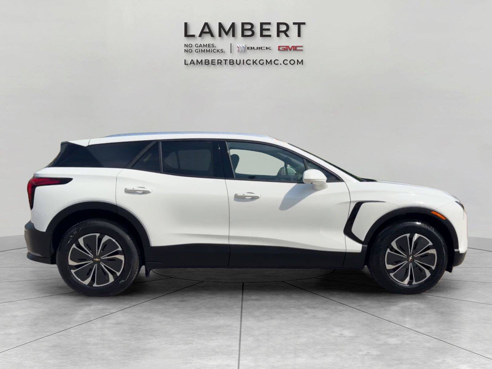 Used 2025 Chevrolet Blazer EV LT FWD image 6