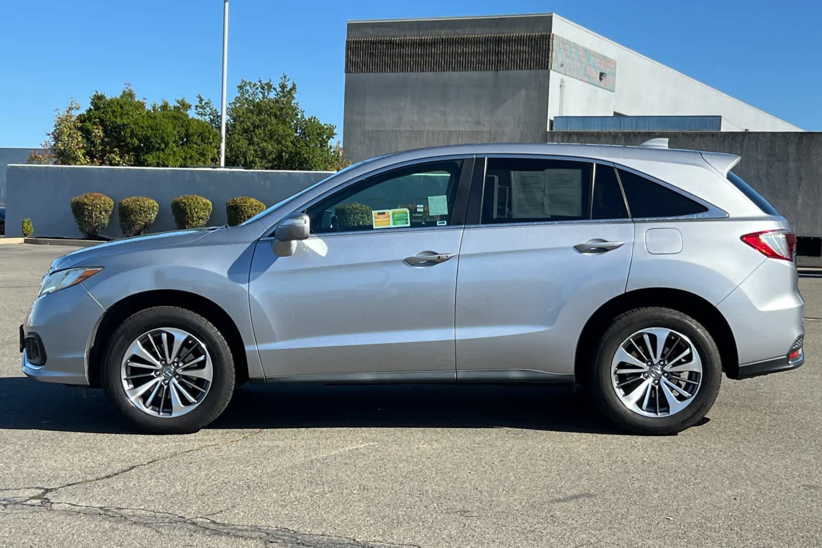 Used 2018 Acura RDX AWD w/ Advance Package image 9