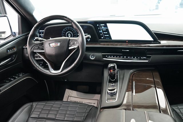Used 2024 Cadillac Escalade Sport Platinum w/ LPO, ONYX Package image 15