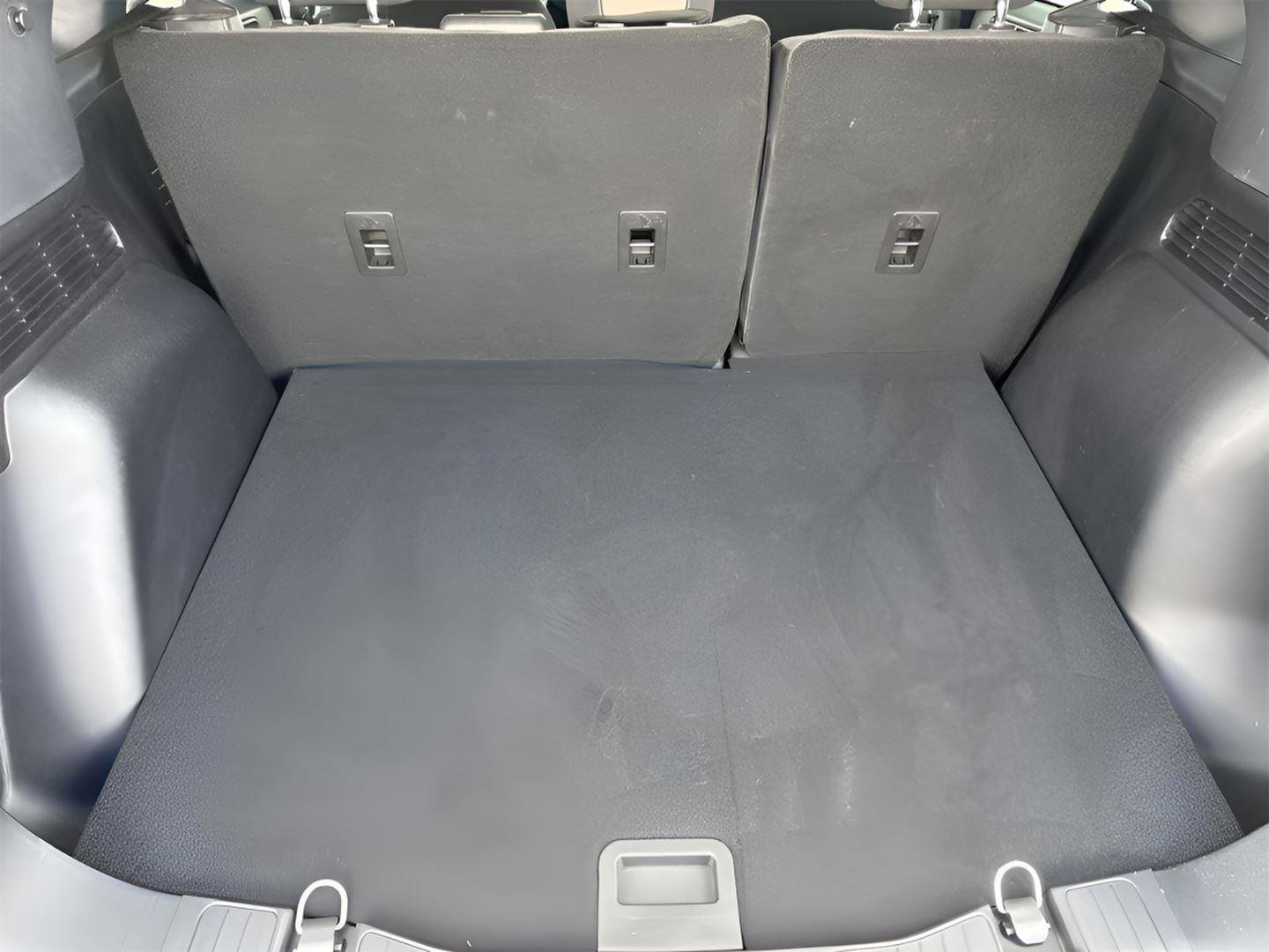 Used 2022 Ford Escape SE w/ Convenience Package FWD image 19