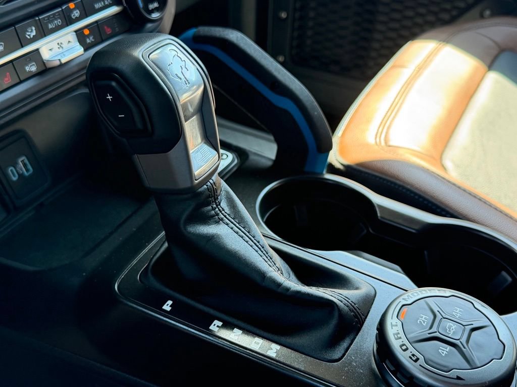 Used 2022 Ford Bronco Outer Banks AWD/4WD image 17