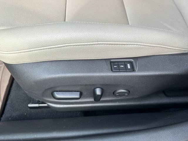 Used 2019 Buick Regal Essence w/ Driver Confidence Package I AWD/4WD image 22