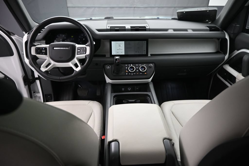 Used 2024 Land Rover Defender 110 S AWD/4WD image 20