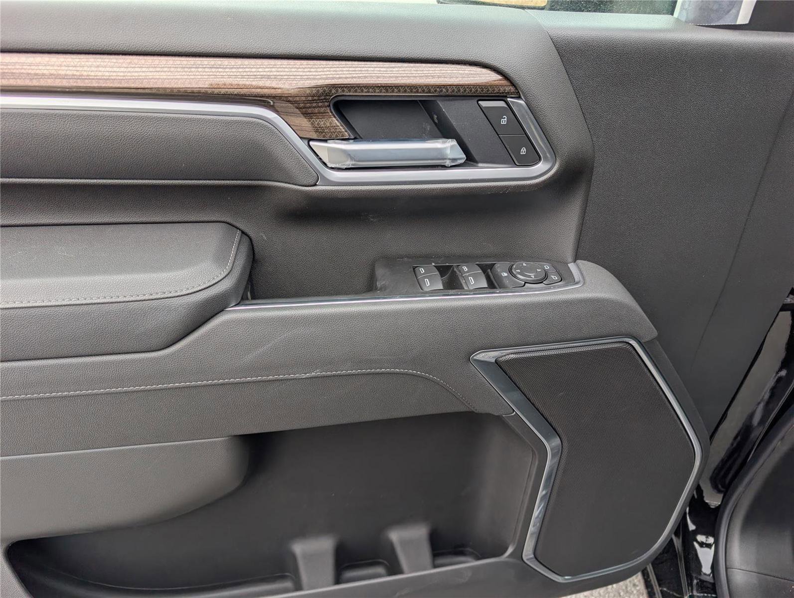 New 2026 Chevrolet Silverado 2500 LT image 15