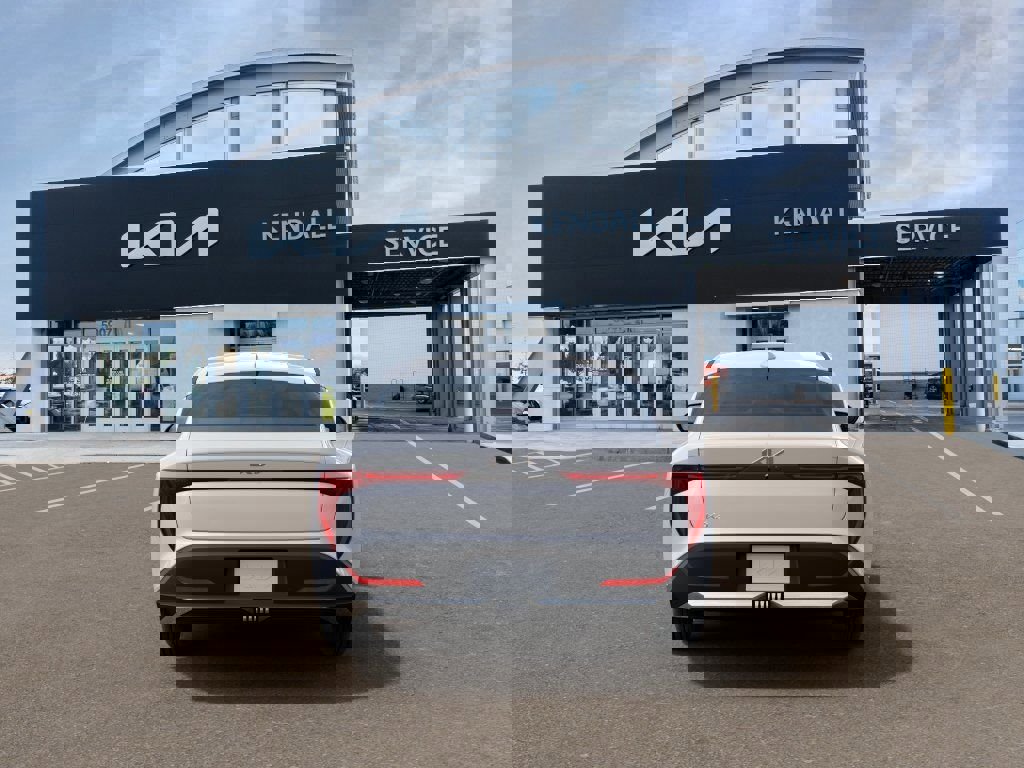 New 2026 Kia K4 LXS image 5