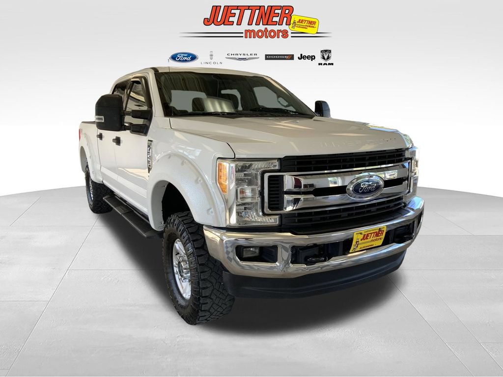 Used 2017 Ford F250 XLT w/ XLT Value Package AWD/4WD image 2
