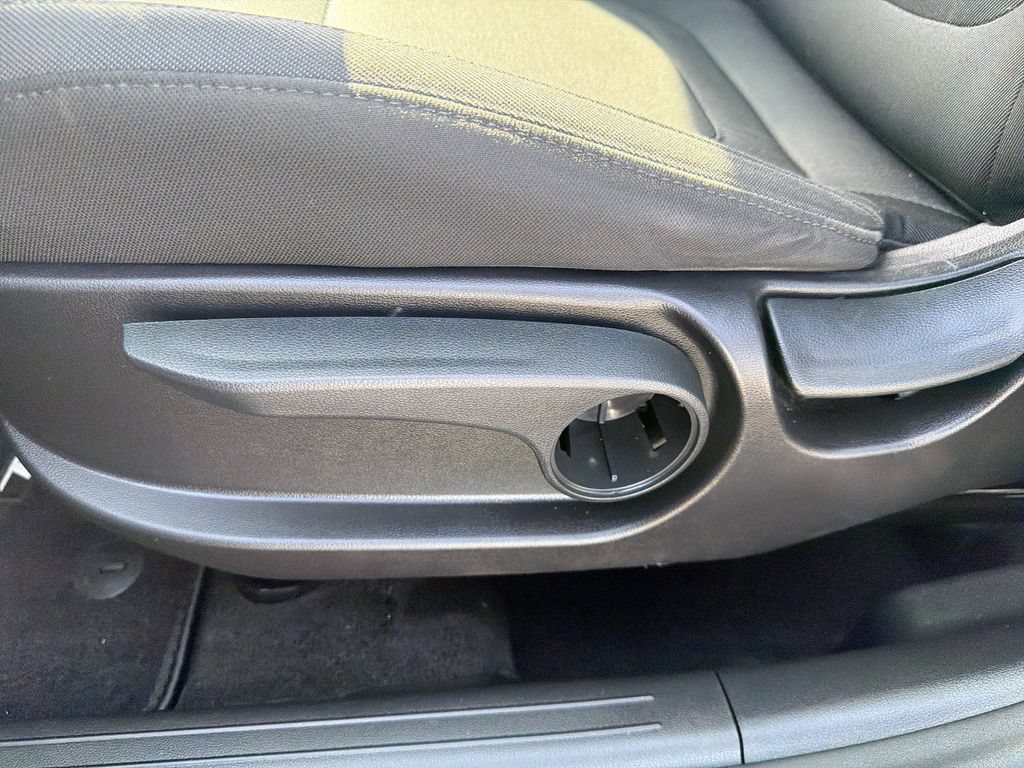 Used 2022 Hyundai Tucson SE w/ Cargo Package AWD/4WD image 6